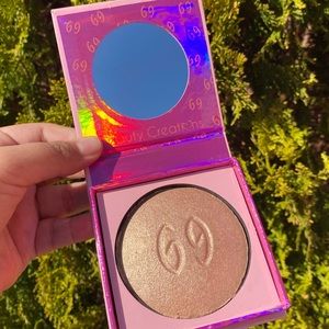 ANNETTE69 x Beauty Creations High Lighter